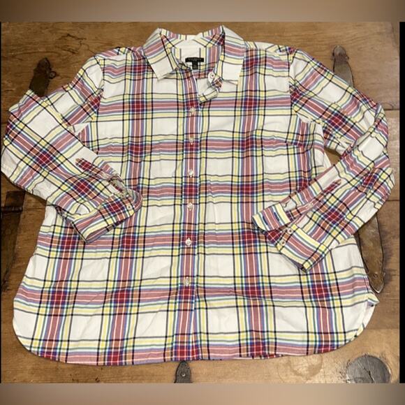 Talbots Red and Blue Casual Button Down Shirt Size Large Petite - Picture 1 of 5